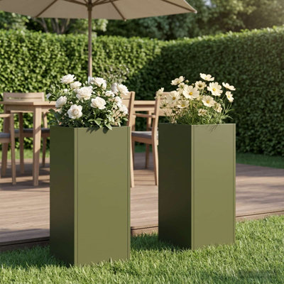 Outdoor Raised Garden Bed