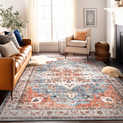 Nelda Washable Oriental Indoor Rug