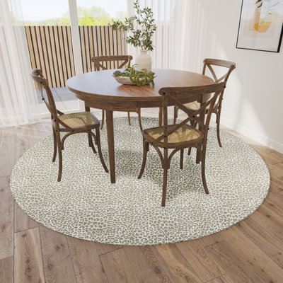 Tapis gris / blanc à imprimé animal