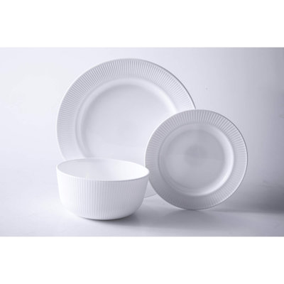 Service de table 12 pièces Ultra By Gibson Swanton, blanc, verre trempé opale
