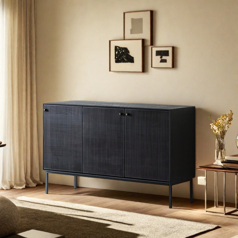 Buffet léger de style rétro luxueux