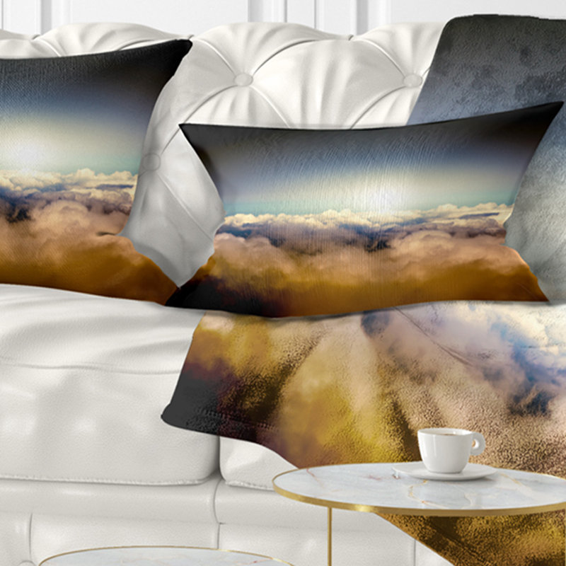 Coussin lombaire paysage au-dessus des nuages