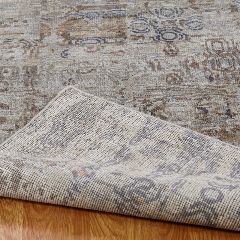 Abstract Area Rug in Gray, Rectangle 2' x 3'