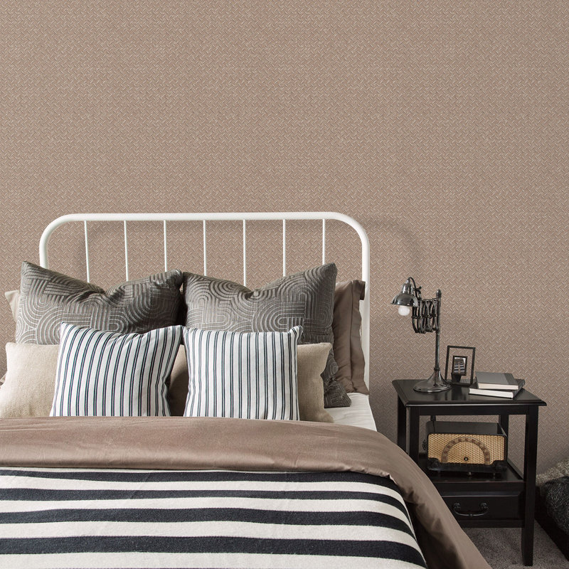 Nostalgie Diamond 32.8' L x 21" W 3D Embossed Wallpaper Roll, Metallic Gold/Cream