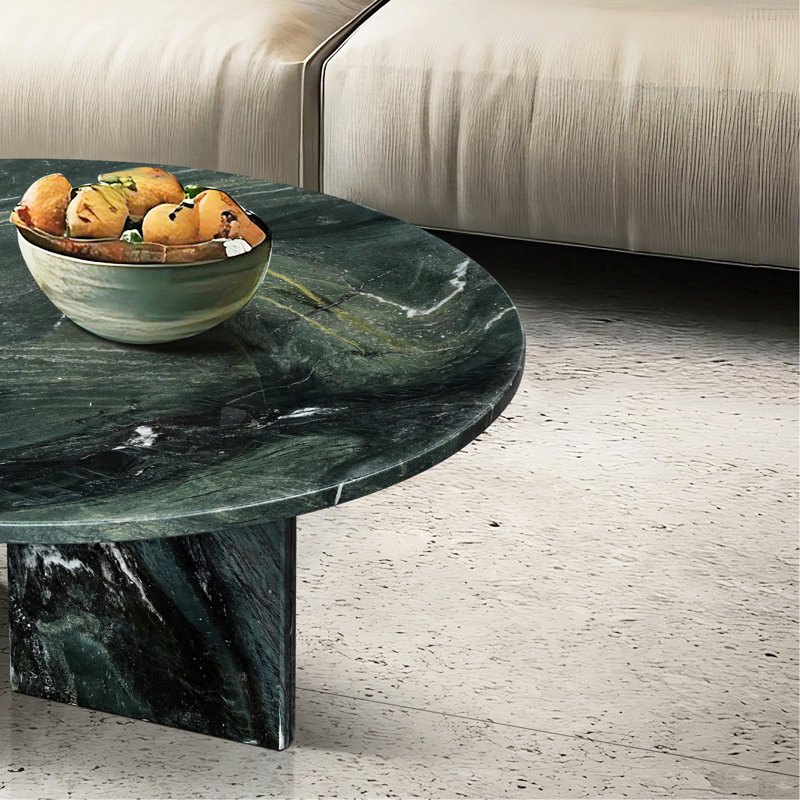 Ensemble de tables basses en marbre naturel, petites et grandes, pour un décor de salon élégant et une mise en valeur de l'espace