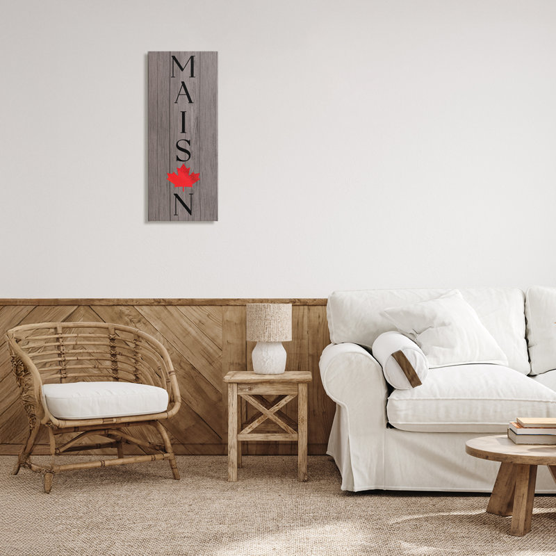Maison Typographie avec toile d'érable, design par Lil 'Rue, H 24 po x l 10 po