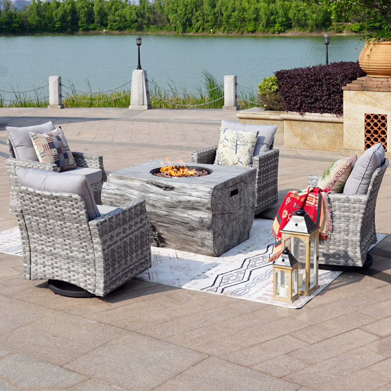 4-Person Outdoor Gray Seating Set