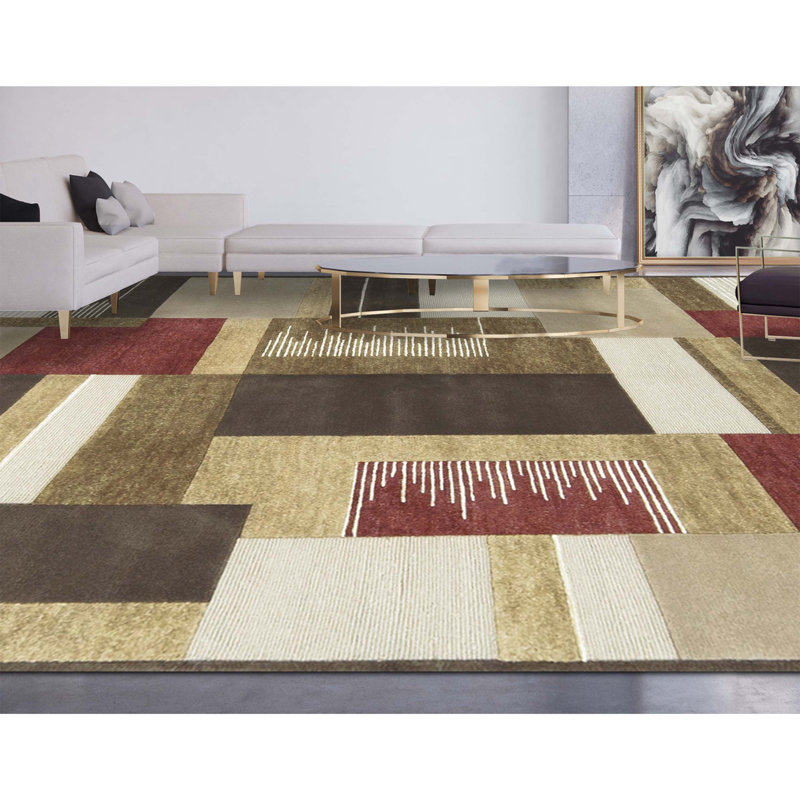 Area Rug in Beige/Rust