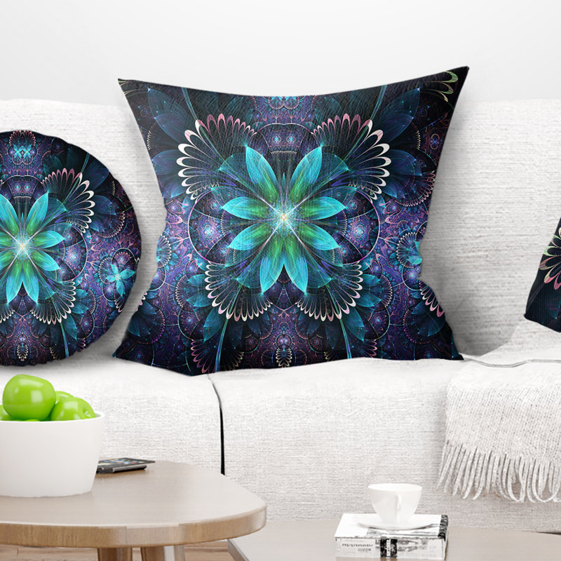 Art numérique fractal fleur bleue - coussin imprimé floral, 18 po x 18 po, Coussin décoratif