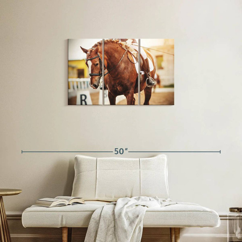 Cheval châtaignier Sireci, H 20 po x l 33 po