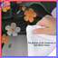 Édredon orange, fleurs blanches-126342851