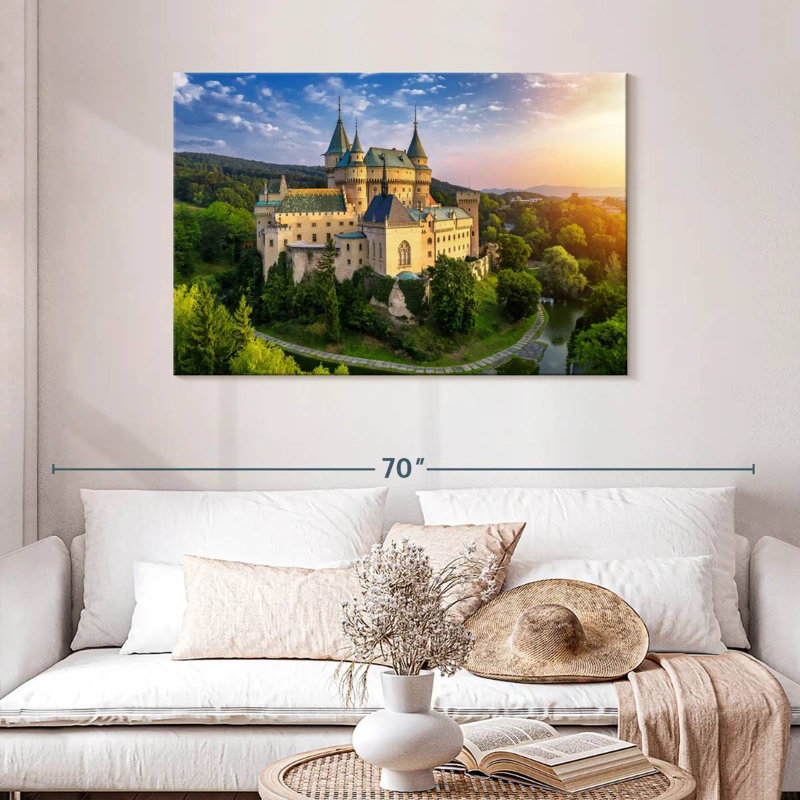 Lilie Majestic Bojnice Castle, 30" H x 45" W