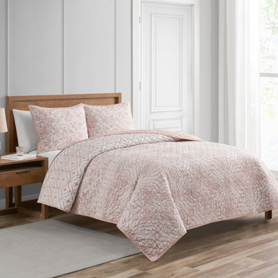 New Haven Blush 3 Piece Quilt Set