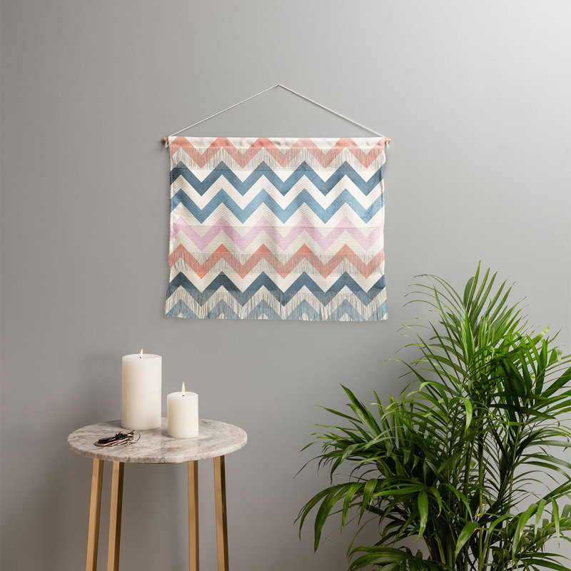 Suspension murale à chevrons en polyester emanuela carratoni avec accessoires suspendus inclus, H 16 po l 22 po