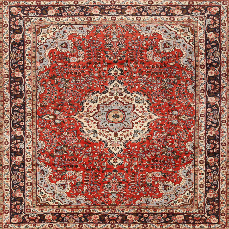 Hakana Wool Oriental Indoor Rug, Square 7'