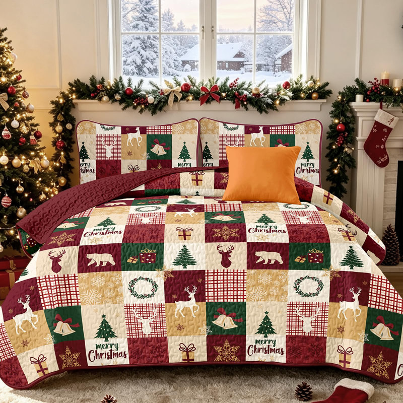 Christmas Patchwork 3-Piece Coverlet Set, Queen