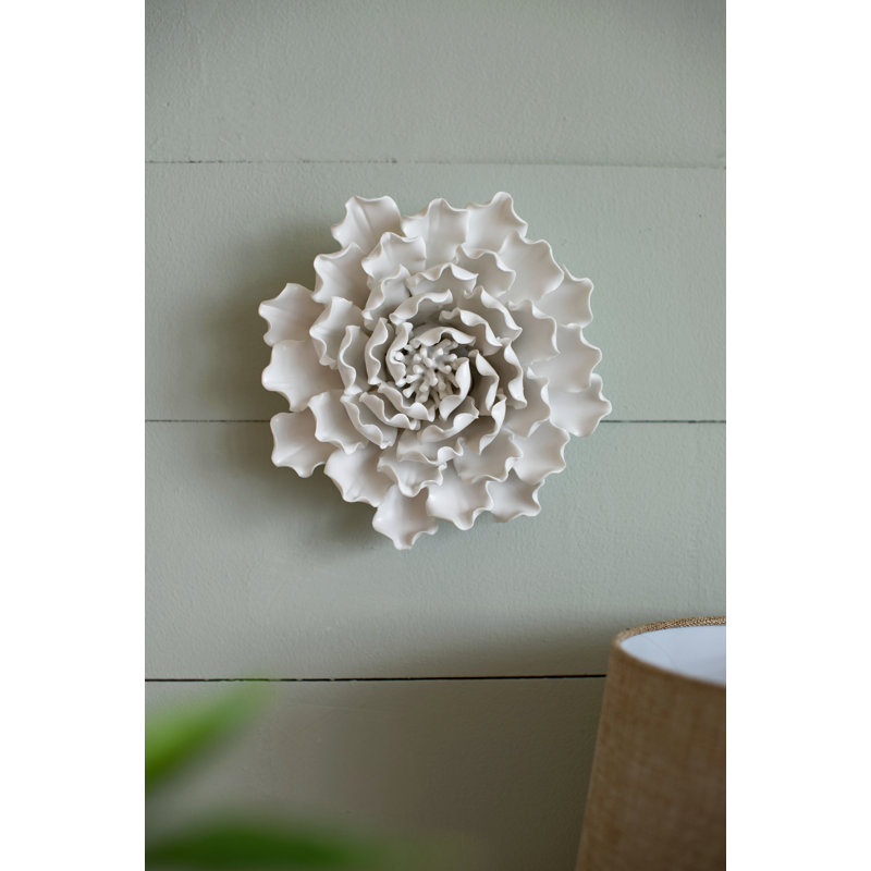 Décoration murale fleur en céramique crème faite à la main, H 7,3 po x l 7,3 po x P 2,8 po