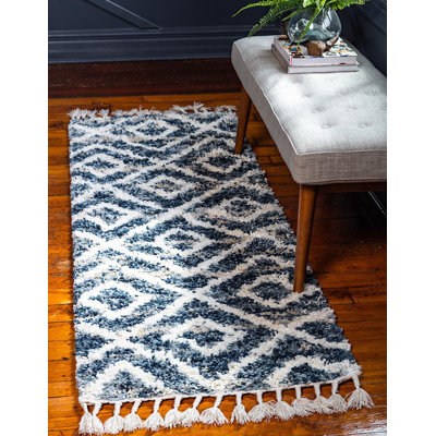 Cynithia Oriental Indoor Rug