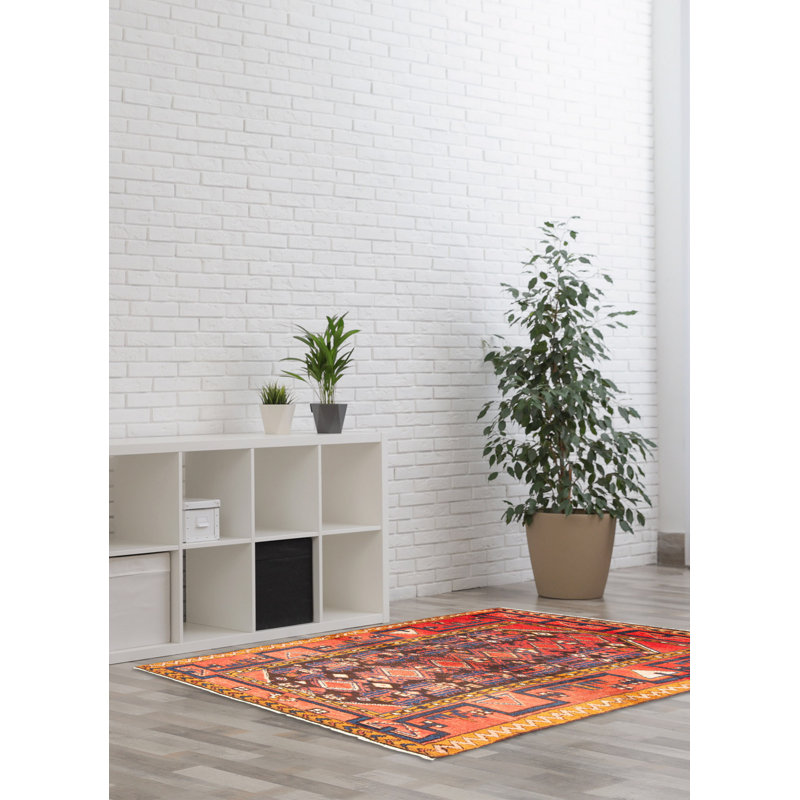 Tapis rouge Andelz 3 pi 5 po x 5 pi 6 po