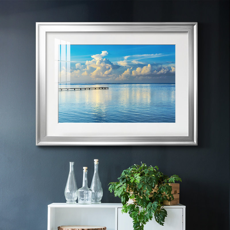 Sunrise Dock, reproduction d'art sur toile, Cadre argenté sur papier, 27" H x 39" W x 1.5" D
