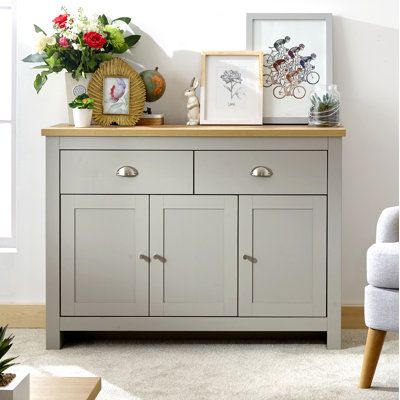 Loretta 111.7cm Sideboard