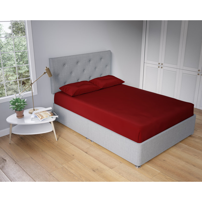 Polycotton Housewife Pillowcase Pair Soft Touch, Red