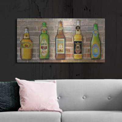  «Beer Bottle On Brick 5» par Jean Plout, art mural en métal, 48 po x 24 po