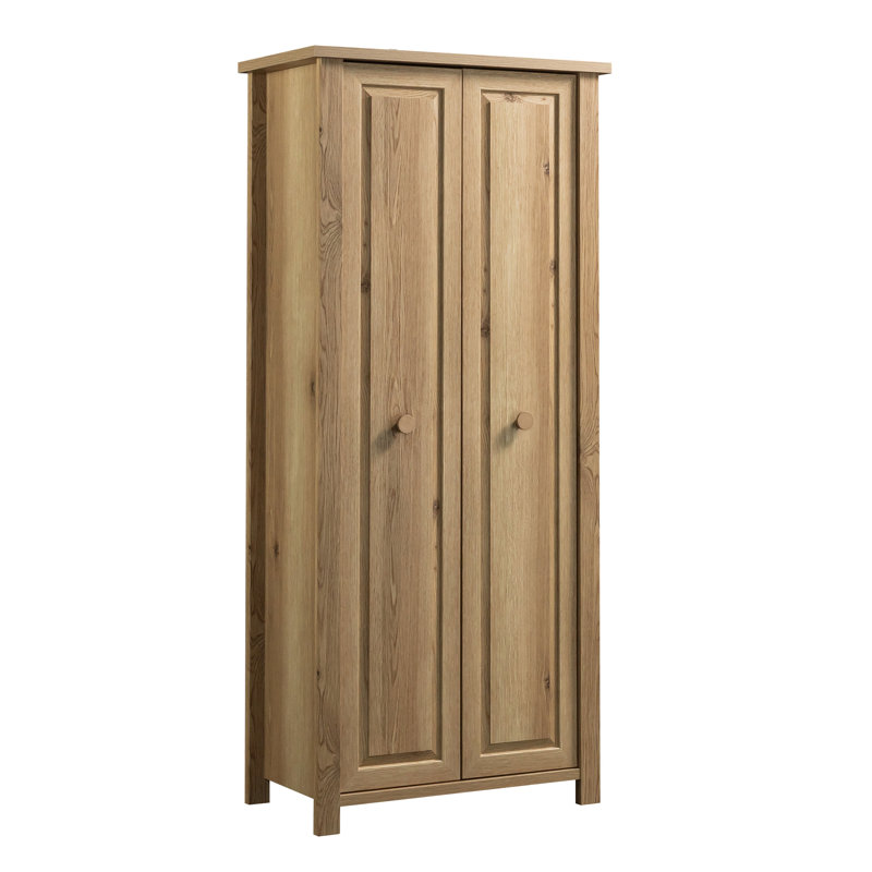 Armoire de rangement de style maison de campagne rustique