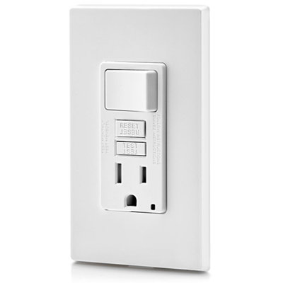 Leviton SmartlockPro 15 Amp 125 Volt Watthite GFCI Outlet 5-15R 1 Pack