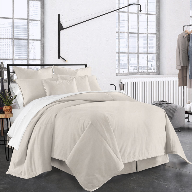 Carter Comforter Set, Queen Comforter + 2 Shams + 2 Throw Pillows, Natural