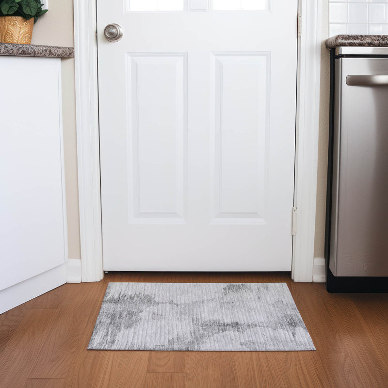  Emblyn Area Rug, Rectangle 1'8" x 2'6"
