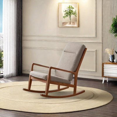 Chaise berçante en bois massif Modern Modern