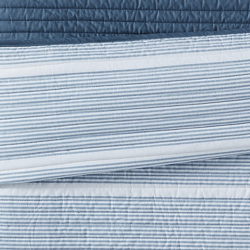 Niari Blue Cotton Twin XL Reversible Quilt Set