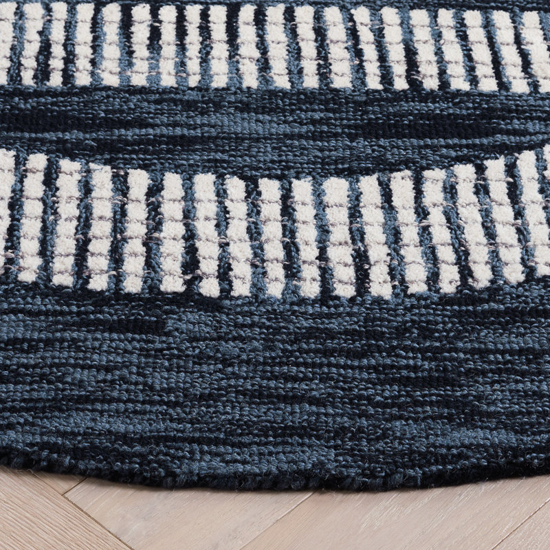 Striped Hand-Tufted Wool Area Rug, Round 6'