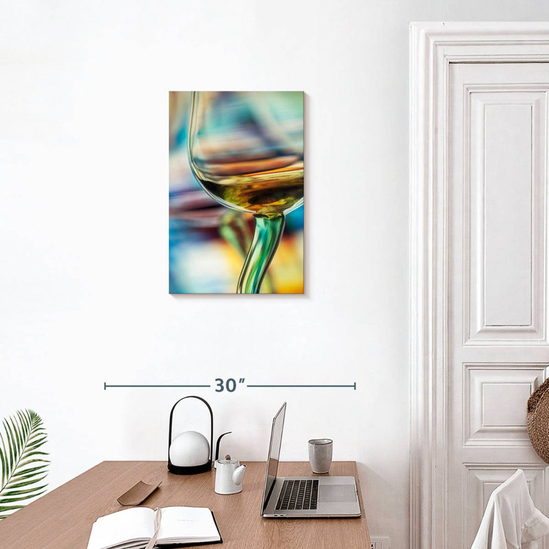 Verre à vin blanc Yarlin, H 24 po x l 16 po