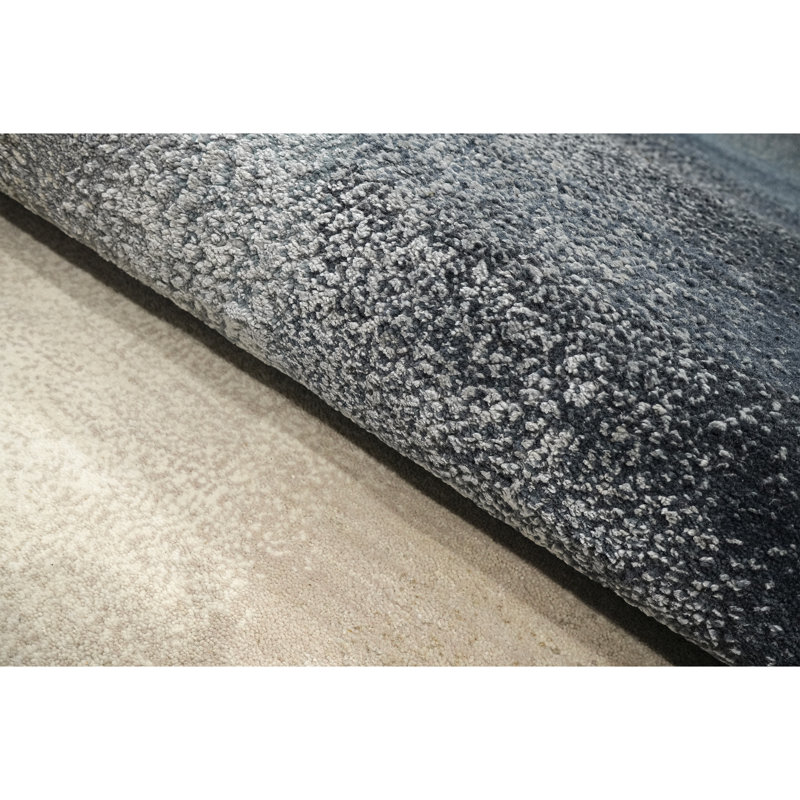Abstract Area Rug in Beige/Gray/Ivory