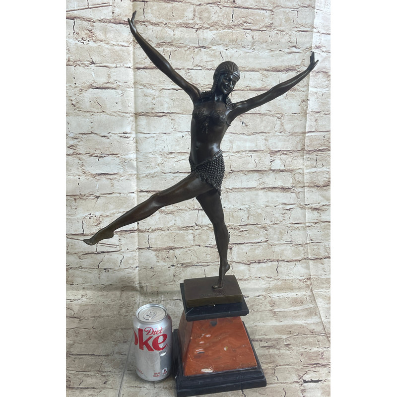 Figurines et sculptures Emmarae
