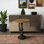 La petite table d'appoint en bois French Country Retro, de petite forme ronde, convient à de multiples décors. Elle peut également servir de table basse de salon, de table d'appoint de salle à manger ou de maison et de chambre d'hôte.