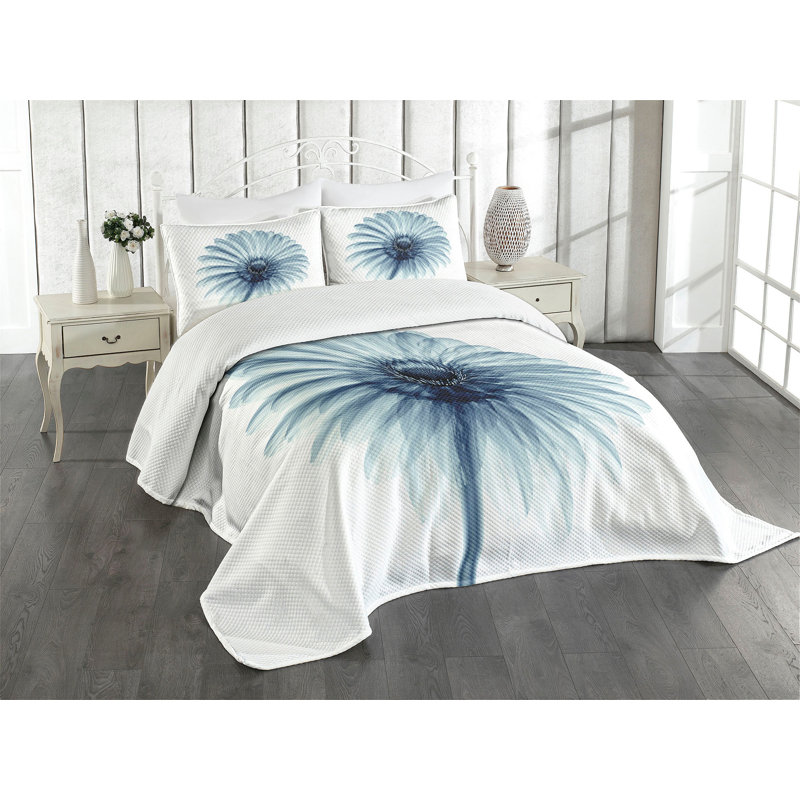 White Quilted King Bedspread Set with Pillow Shams
