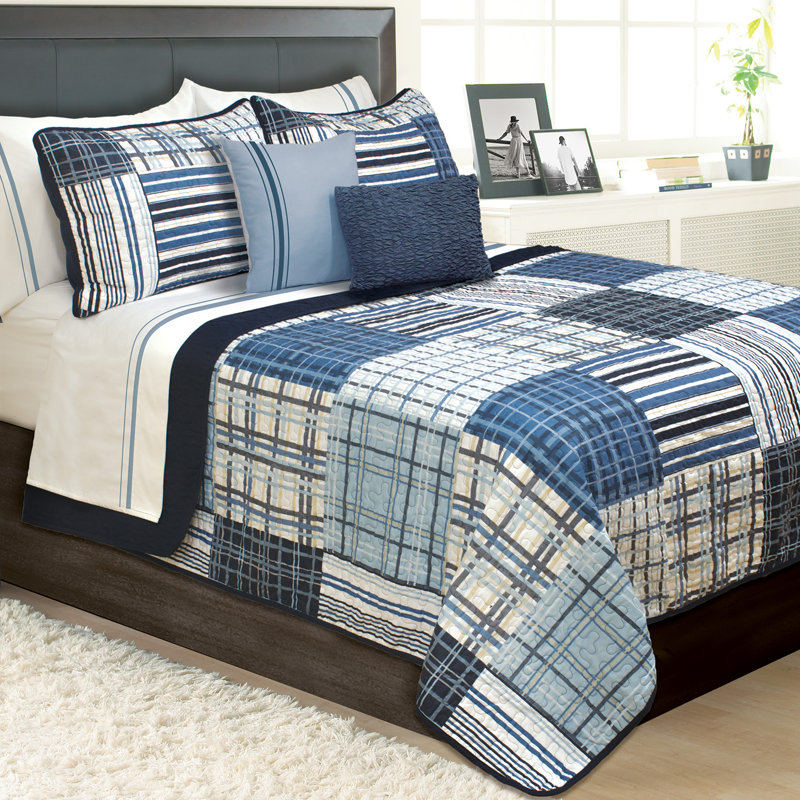 Duncan Modern & Contemporary Polyester Patchwork Coverlet, King Coverlet + 2 King Shams, Navy