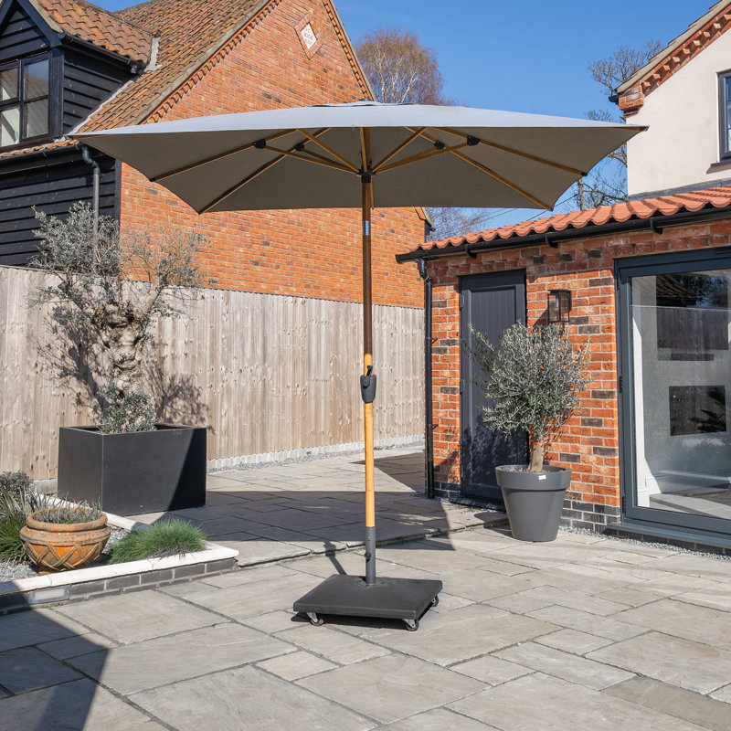 Catalea Lighted Market Parasol