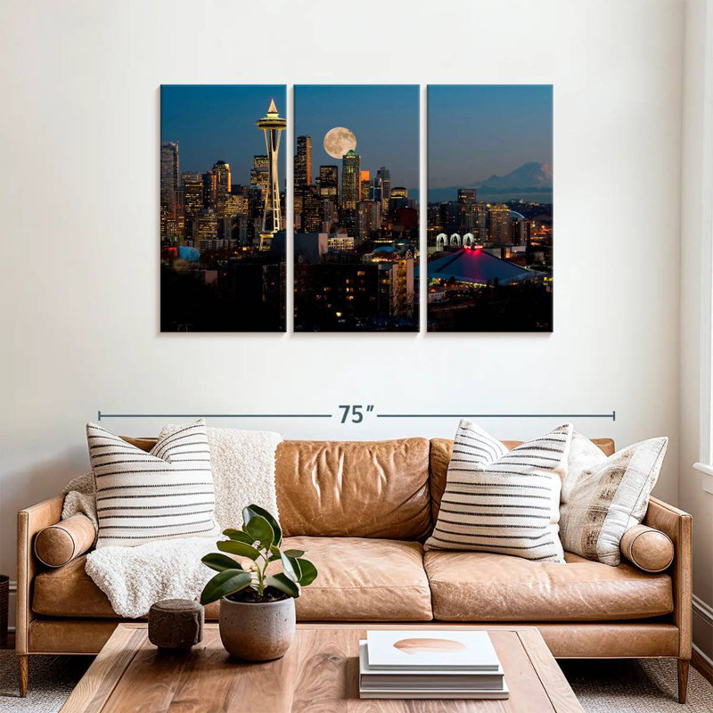 Sebbie Seattle Moonrise, 36" H x 57" W