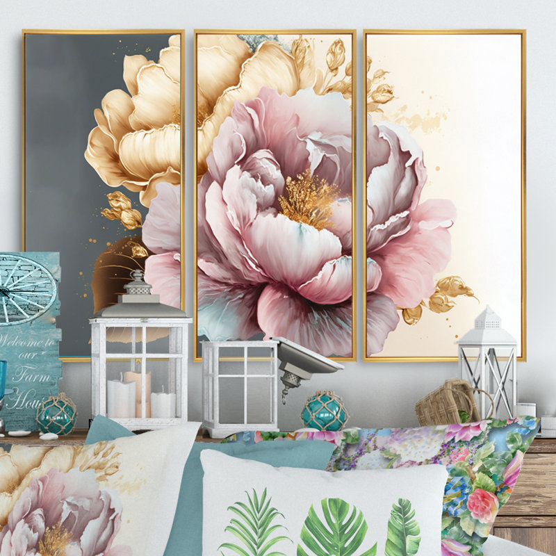«Pink and Gold Hibiscus Flower II», reproduction sur toile 3 pièces, H 32 po x l 48 po x P 1 po, Encadrement doré