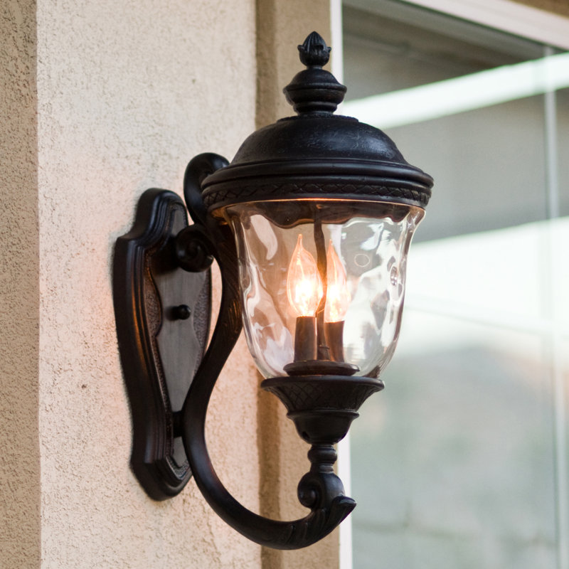Lanterne murale d'extérieur 3 lumières Patidar, H 31 po x l 14 po