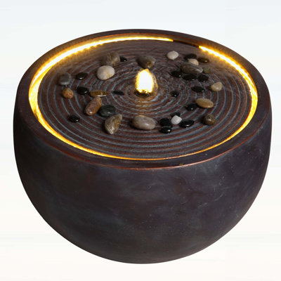Fontaine d'eau moderne avec dessus ondulé et lumières DEL pour le jardin et le patio