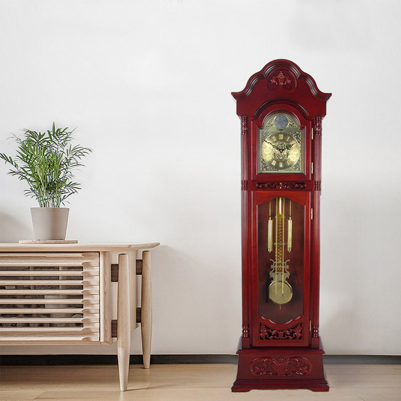 Horloge vintage en bois massif sculpté à la main
