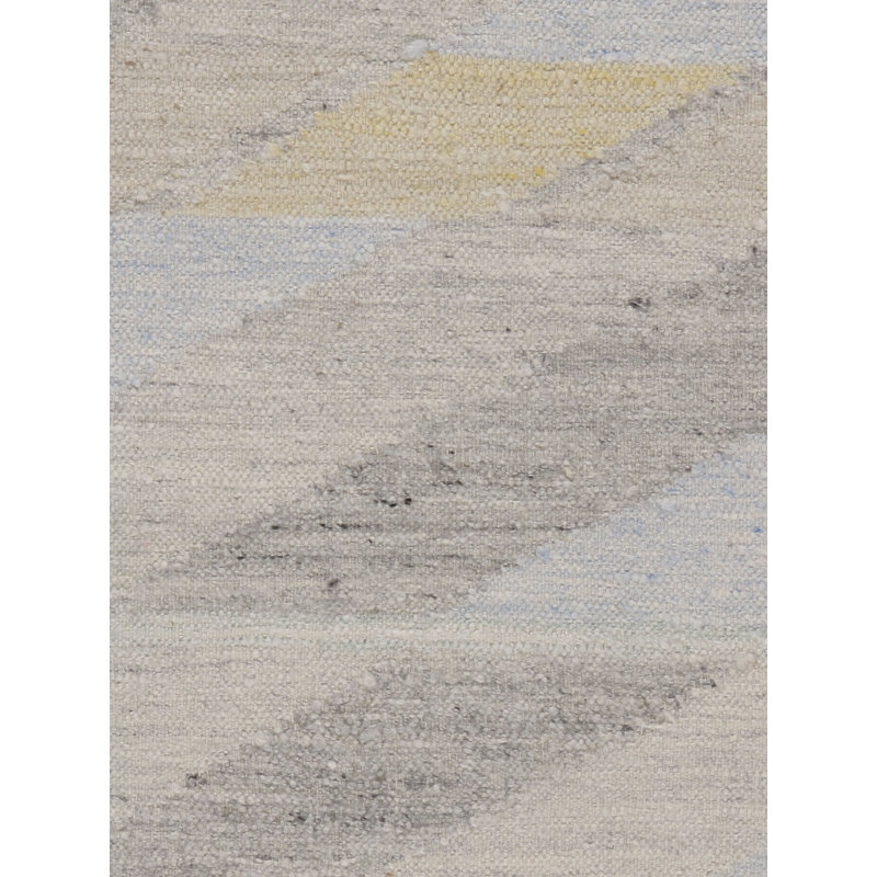 Chevron Area Rug in Gray