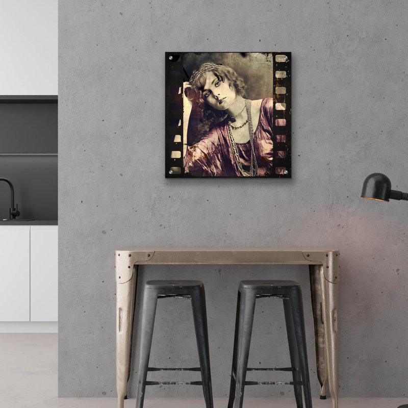 Art mural épique «Hollywood Starlet» par Decent Exposures, 24 po x 24 po, H 24 po x l 24 po