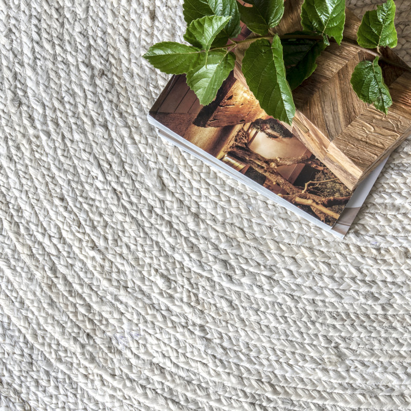 Ikin Indoor Rug, Oval 5' x 8'