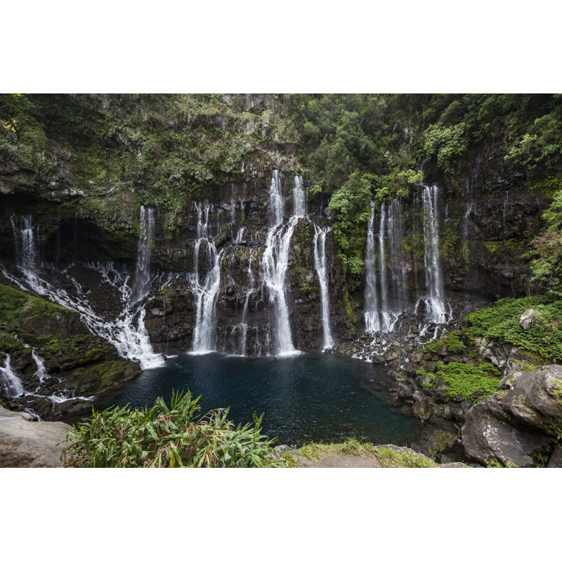 Cascade Grand Galet à Langevin par 35007, H 24 po x l 36 po